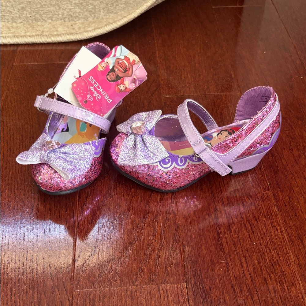 NWT Disney Princess Glitter Bow Mary Jane Heels, toddler 6